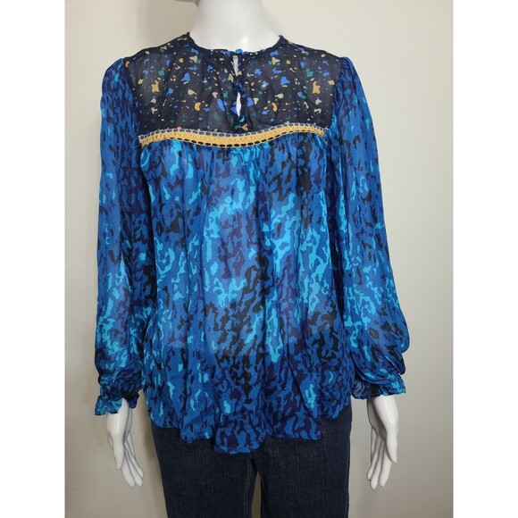 Blink London Tops - Blink London Top Womens Size XS Multicolor Animal Print Geometric Embroidered